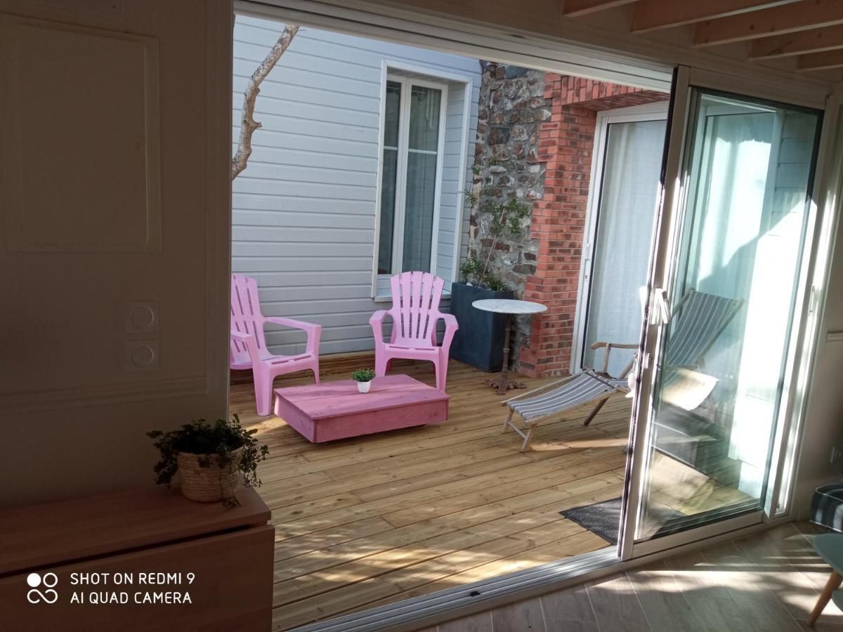 Charmant Logement T2 A 2 Pas De La Mer Granville Exterior photo